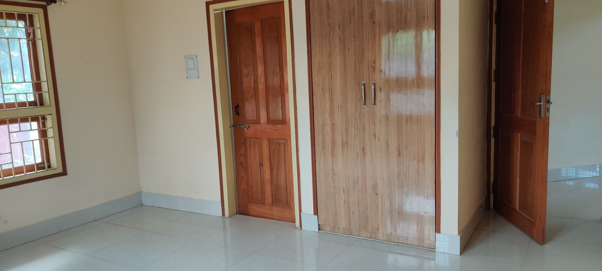 Unfurnished 4bhk in Divine Lane, Bagharbari, Guwahati, Assam, India for Rent